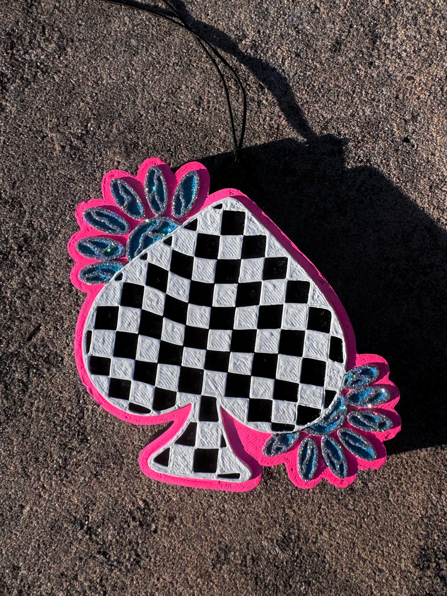 Checkered Spade Freshie